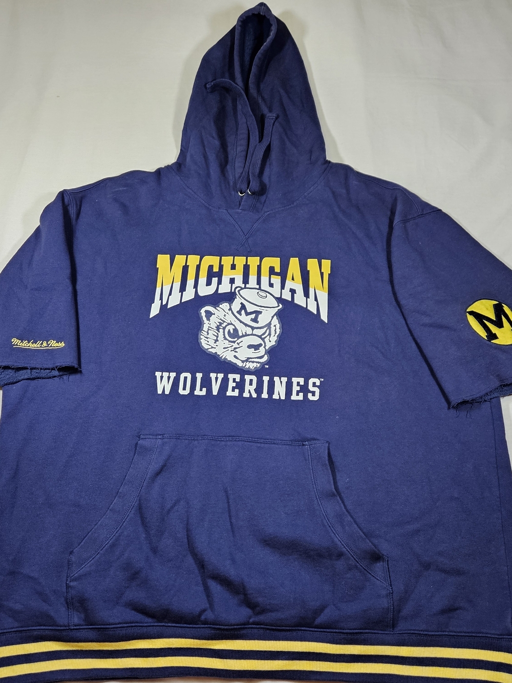 Michagan Wolverines Mitchell & Ness Short Sleeve Hoodie Men's 2XL College Vault